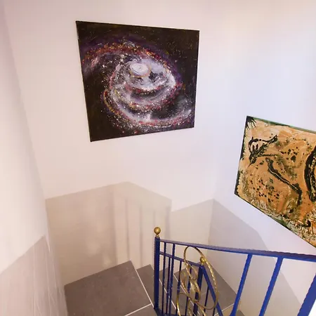 Apartment Art *